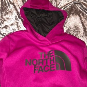 North face pull over Sweatshirt!